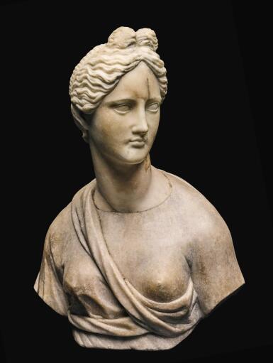 View full screen - View 1 of Lot 32. AN ITALIAN MARBLE BUST OF A GODDESS, AFTER THE ANTIQUE, 16TH/17TH CENTURY.