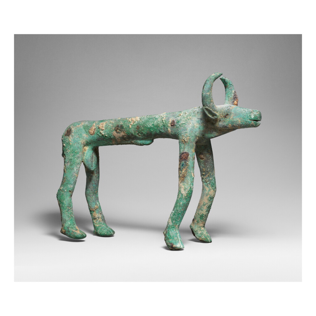 View full screen - View 1 of Lot 14. MIDDLE NIGER CIVILIZATION FIGURE OF A BUFFALO, MALI.