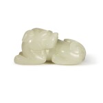A small white jade carving of a mythical beast, Qing dynasty, 19th century | 清十九世紀 白玉雕瑞獸把件
