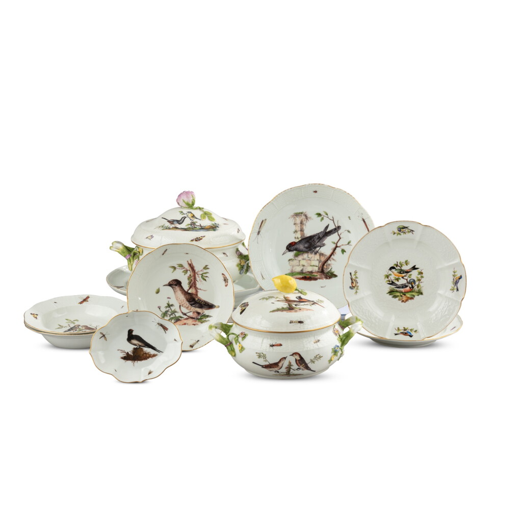 View full screen - View 1 of Lot 157. A Meissen porcelain ornithological composite part-dinner service, mid-18th century | Partie de service ornithologique composite en porcelaine de Meissen vers 1745.