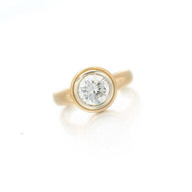 View full screen - View 1 of Lot 99. Diamond ring (Anello con diamante).
