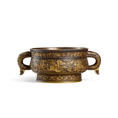 View full screen - View 1 of Lot 3681. A parcel-gilt bronze 'mythical beast' incense burner By Zhu Zhenming, Late Ming dynasty | 明末 朱震明製局部鎏金銅鏨瑞獸紋簋式爐 《雲間朱震明製》款.