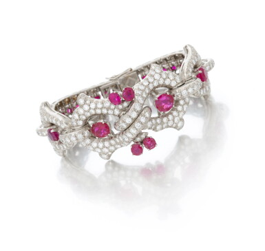 View full screen - View 1 of Lot 41. Diamond and ruby bracelet (Bracciale in rubini e diamanti).