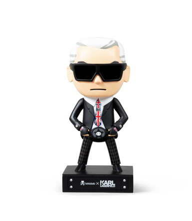 View full screen - View 1 of Lot 2199. Tokidoki designed by Simone Legno, Figure of Karl Lagerfeld, limited edition, UK 2014 | Tokidoki designed by Simone Legno, Figurine à l'effigie de Karl Lagerfeld, Edition limitée, UK 2014.