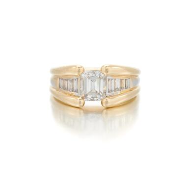 View full screen - View 1 of Lot 58. Diamond ring (Anello in diamanti).