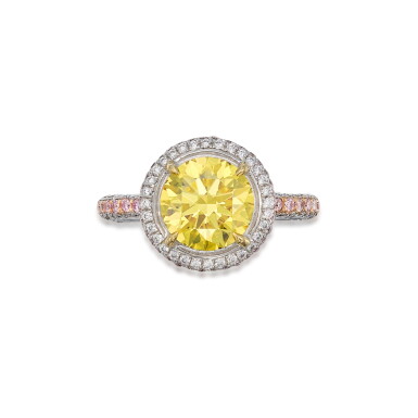 View full screen - View 1 of Lot 103. Fancy Vivid Yellow, Colored Diamond and Diamond Ring | 艷彩黃色、彩鑽及鑽石戒指.