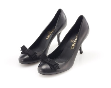 View full screen - View 1 of Lot 173. Pair of black leather pumps.