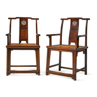 View full screen - View 1 of Lot 118. A PAIR OF HUANGHUALI YOKEBACK ARMCHAIRS, SICHUTOU GUANMAOYI, QING DYNASTY, EARLY 19TH CENTURY | 清十九世紀初 黃花梨團壽紋四出頭官帽椅成對.