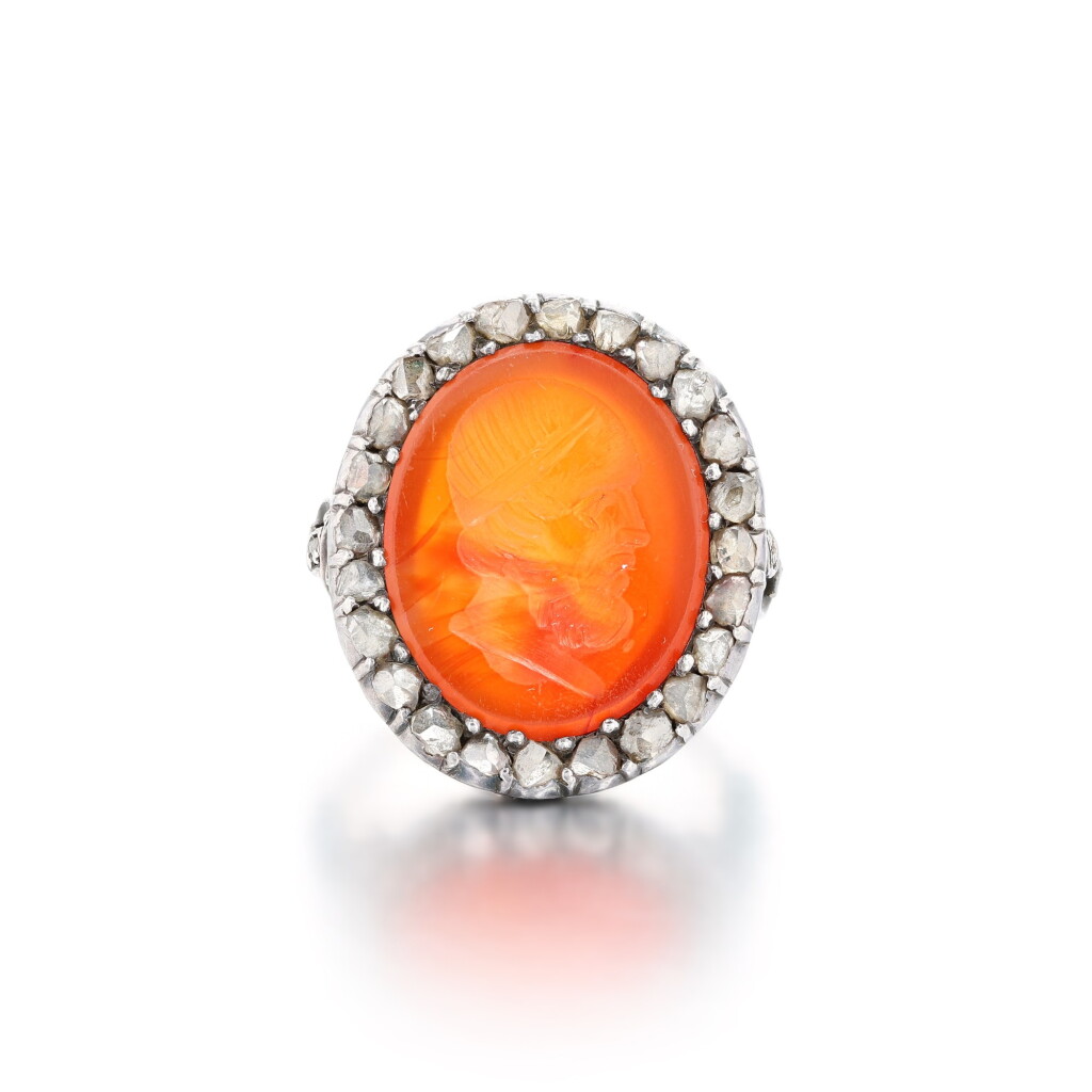View full screen - View 1 of Lot 303. Bague cornaline et diamants | Carnelian and diamond ring.