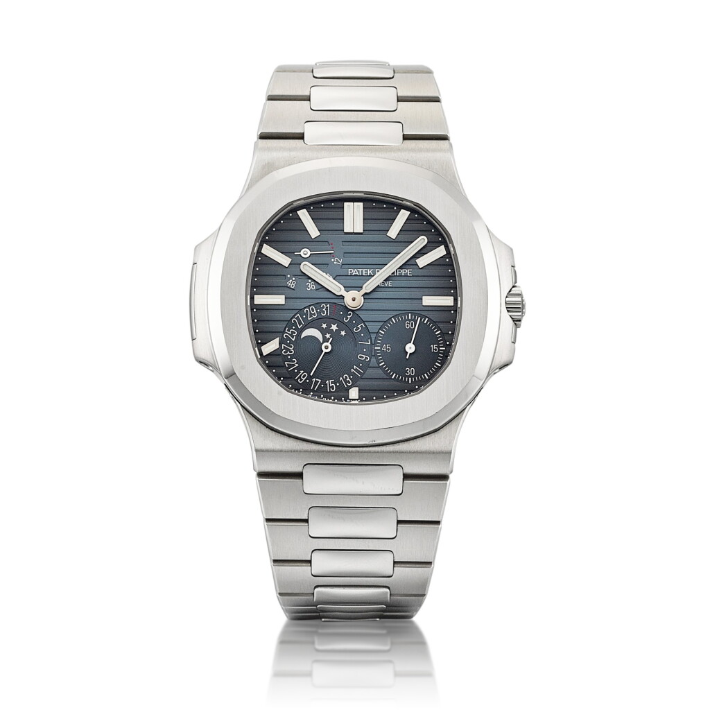 View full screen - View 1 of Lot 8002. Nautilus, Reference 5712 | A stainless steel bracelet watch with date, moon phases and power reserve indication, Circa 2017 | 百達翡麗 | Nautilus 型號5712 | 精鋼鏈帶腕錶,備日期、月相及動力儲備顯示,約2017年製.
