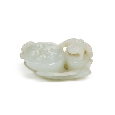 View full screen - View 1 of Lot 265. A small pale celadon jade 'frog and lotus pod' group, Qing dynasty, early 19th century | 清十九世紀初 青白玉蓮蓬蟾蜍擺件.