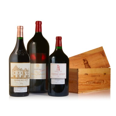 View full screen - View 1 of Lot 501. Château Haut Brion 2009 (3 DM).