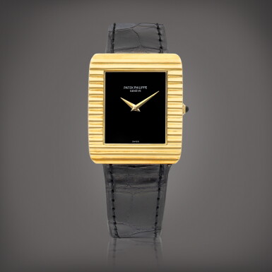 View full screen - View 1 of Lot 830. Reference 3733 | A yellow gold wristwatch with onyx dial, Circa 1978 | 百達翡麗 | 型號3733 | 黃金腕錶,備瑪瑙錶盤,約1978年製.