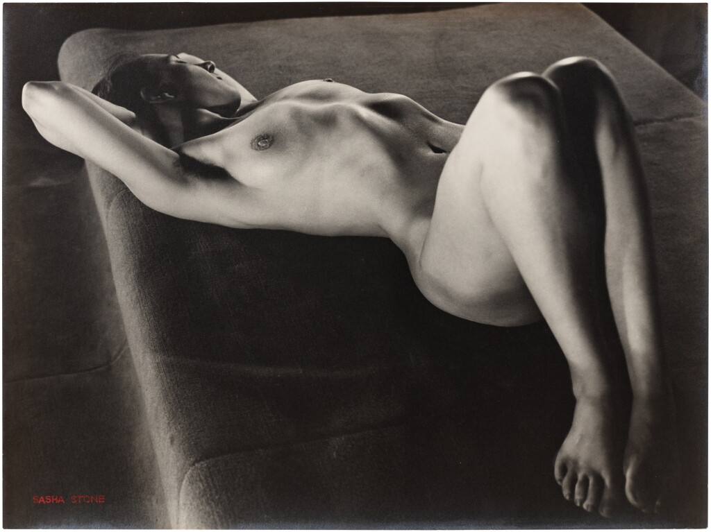 View full screen - View 1 of Lot 119. '25 Nus Femmes'.