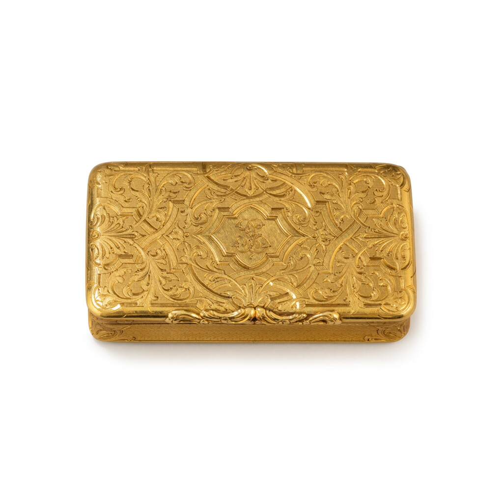 View full screen - View 1 of Lot 19. A gold snuff box, Louis-François Tronquoy, Paris, 1838-1847 | Tabatière en or par Louis-Francois Tronquoy, Paris, 1838-1847.