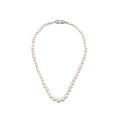 View full screen - View 1 of Lot 14. Collier de perles fines et diamants | Natural pearl and diamond necklace.