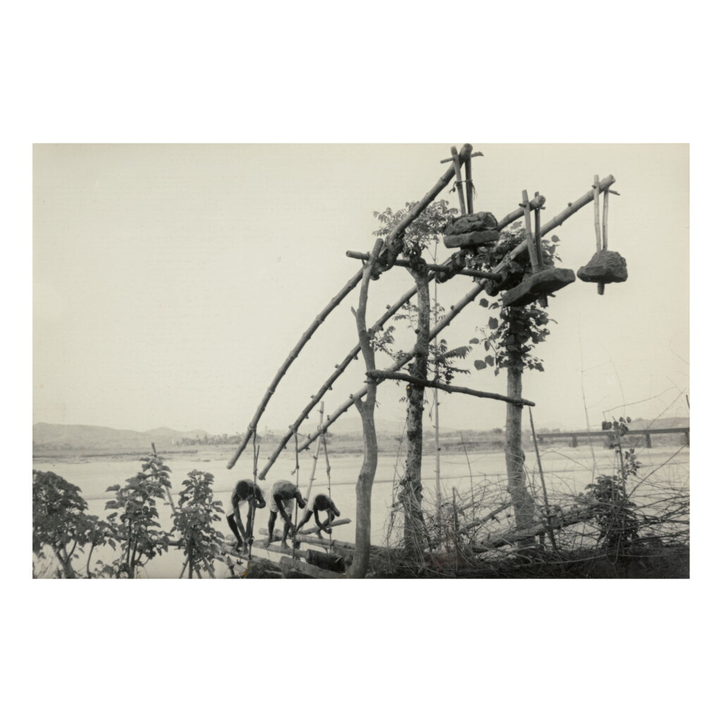 View full screen - View 1 of Lot 223. HENRI CARTIER-BRESSON | KERALA, INDIA.