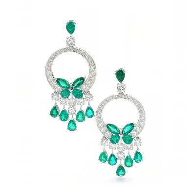 View full screen - View 1 of Lot 14. GRAFF | PAIR OF EMERALD AND DIAMOND PENDENT EARRINGS.