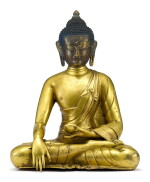 A MAGNIFICENT LARGE PARCEL-GILT BRONZE FIGURE OF SHAKYAMUNI BUDDHA, TIBET, 17TH CENTURY |十七世紀 藏傳局部鎏金銅釋迦牟尼佛坐像