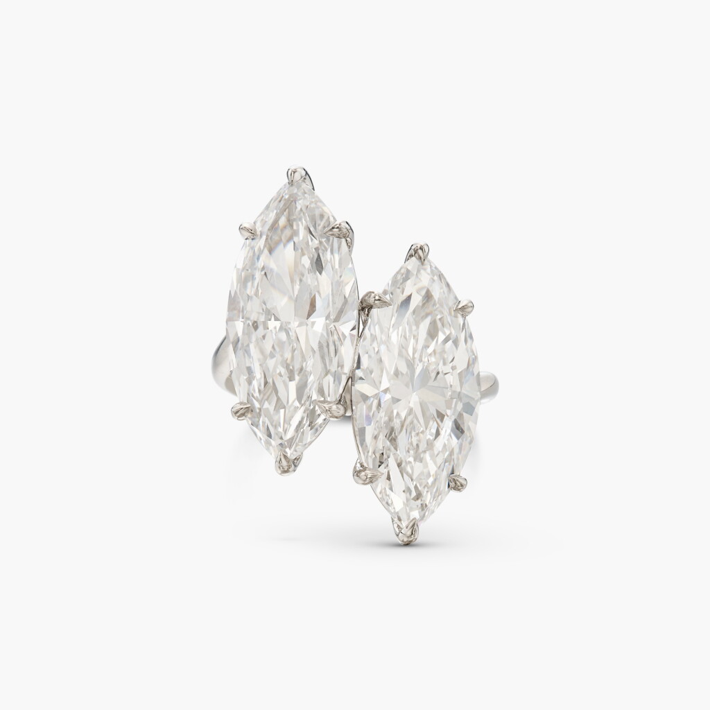 View full screen - View 1 of Lot 610. Very Fine Diamond Ring 非常珍美 7.20 及 6.68克拉 欖尖形 D色 內部無瑕 Type IIa 鑽石 戒指.
