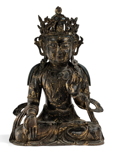 View full screen - View 1 of Lot 182. A LARGE GILT-LACQUERED BRONZE FIGURE OF AVALOKITESHVARA MING DYNASTY, 15TH/16TH CENTURY | 明十五/十六世紀 漆金銅觀音菩薩坐像.