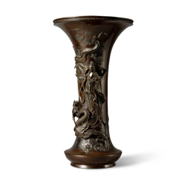 View full screen - View 1 of Lot 620. A Large Bronze Trumpet-Form 'Kanon and Dragon' Vase, signed Masayuki Koku, Meiji Period, Late 19th Century | 銅製尊式花瓶 観音と龍高象嵌 正之刻、明治時代、19世紀後期 | 日本 明治 十九世紀末 銅乘龍觀音圖花觚.