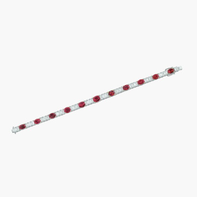 View full screen - View 1 of Lot 1254. Ruby and Diamond Bracelet | 紅寶石 配 鑽石 手鏈(紅寶石總重約11.85克拉).