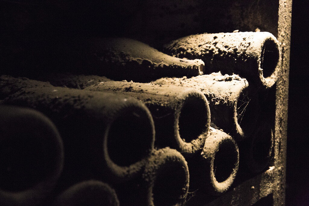 View full screen - View 1 of Lot 199. Pommard 1993 Joseph Drouhin (12 BT).