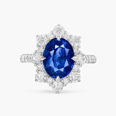 View full screen - View 1 of Lot 1387. Sapphire and Diamond Ring |「斯里蘭卡」藍寶石 配 鑽石 戒指.