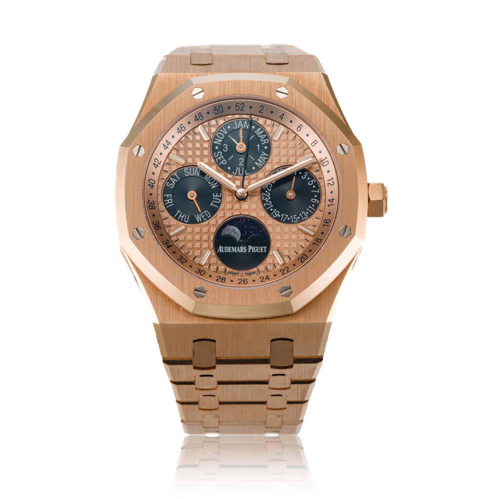 View full screen - View 1 of Lot 69. Reference 26584OR.OO1220OR.01 Royal Oak | A limited edition pink gold automatic perpetual calendar wristwatch with bracelet, moon phases and week indication, Circa 2019 | 愛彼 26584OR.OO1220OR.01 型號 Royal Oak | 限量版粉紅金自動上鏈萬年曆鍊帶腕錶備月相及星期顯示,約2019年製.