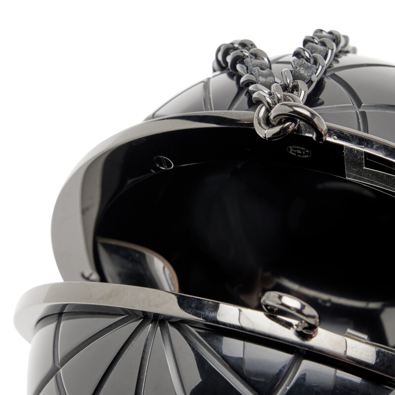 Cover image 0