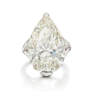 View full screen - View 1 of Lot 1711. Diamond Ring | 19.08克拉 梨形 L色 鑽石 戒指.