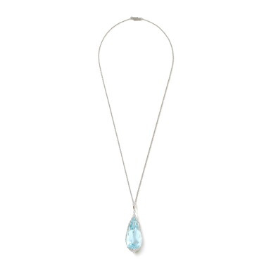 View full screen - View 1 of Lot 249. Pendentif aigue-marine | Aquamarine pendant.