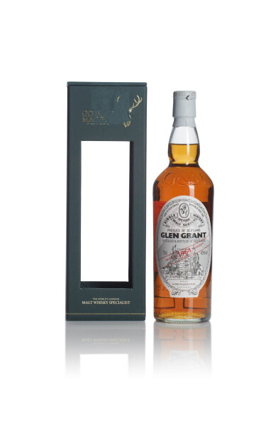 View full screen - View 1 of Lot 79. Glen Grant Gordon & MacPhail 40.0 abv 1964 .