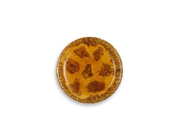 View full screen - View 1 of Lot 2060. A marbled sancai tripod dish, Tang dynasty | 唐 黃釉絞胎三足盤.