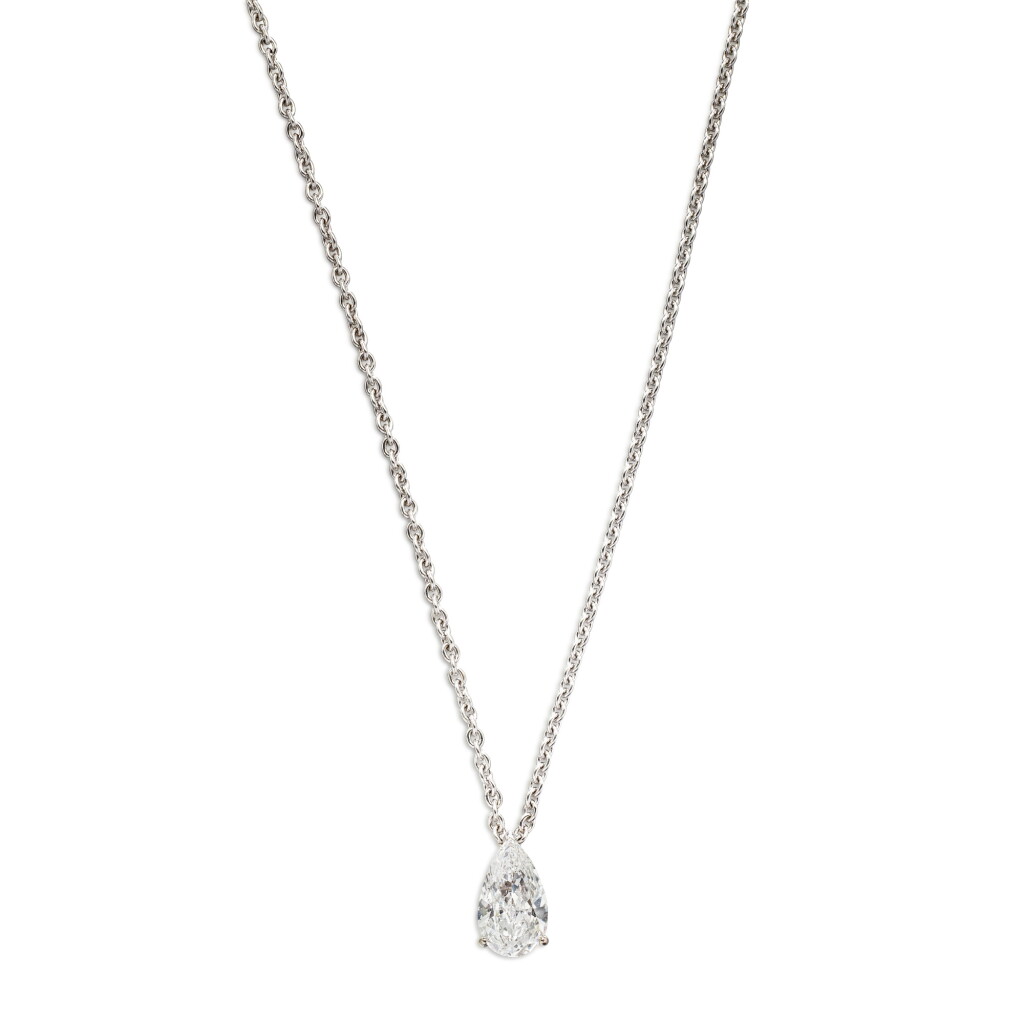 View full screen - View 1 of Lot 1854. Diamond Pendent Necklace |卡地亞| 3.01克拉 梨形 E色 鑽石 項鏈.