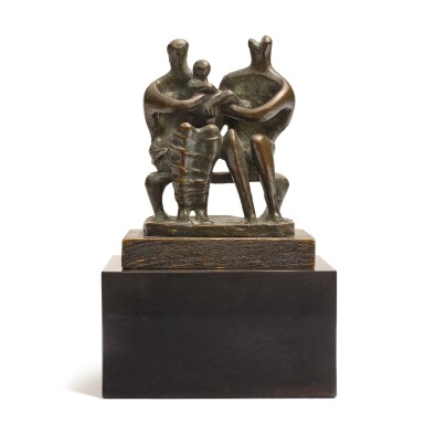 View full screen - View 1 of Lot 23. Family Group.