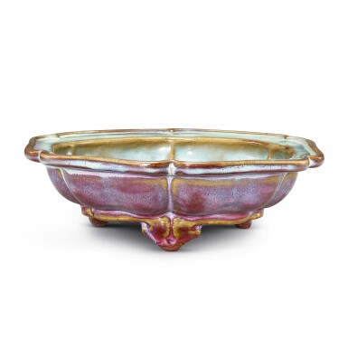 View full screen - View 1 of Lot 3670. A rare Junyao hexalobed tripod narcissus bowl, Early Ming dynasty | 明初 鈞窰玫瑰紫釉三足葵式水仙盆 「七」字款.