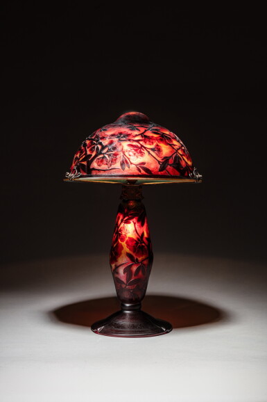 View full screen - View 1 of Lot 83. Camélias japonais lamp, circa 1905 – 1910.