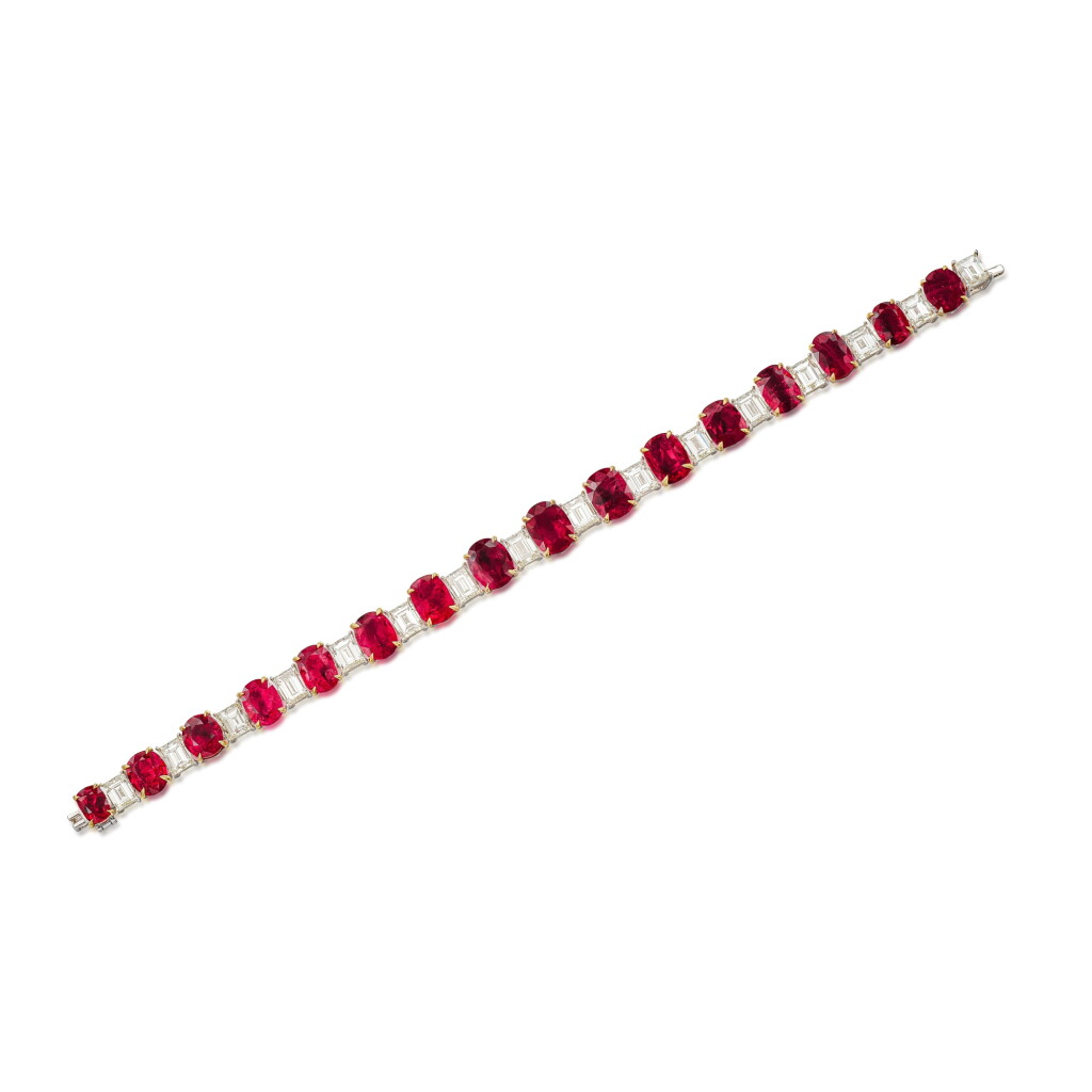 View full screen - View 1 of Lot 1364. RUBY AND DIAMOND BRACELET | 天然 「緬甸」未經加熱紅寶石 配 鑽石 手鏈(紅寶石總重約32.02克拉).