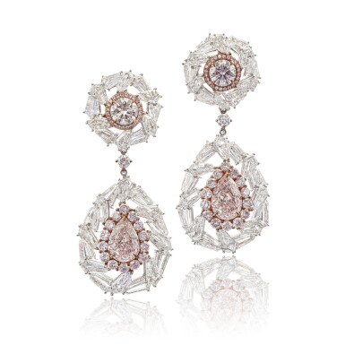 View full screen - View 1 of Lot 1425. Pair of Coloured Diamond and Diamond Pendent Earrings | 彩色鑽石 配 鑽石 耳墜一對.
