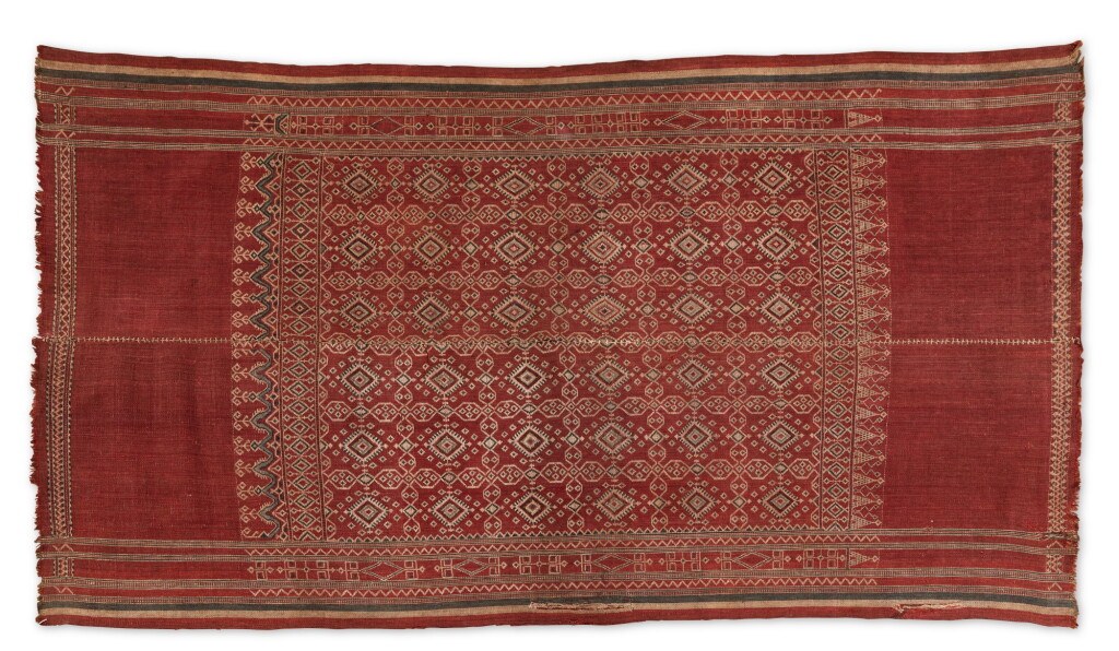 View full screen - View 1 of Lot 45. Pua sungkit, Iban, Sarawak, Bornéo, Indonésie, XIXème siècle | Iban pua sungkit, Sarawak, Borneo, Indonesia, XIXth century.