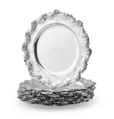 View full screen - View 1 of Lot 294. A set of 8 Victorian silver plates, Robert Garrard, London, 1840 | Ensemble de 8 assiettes en argent par Robert Garrard, Londres, 1840.