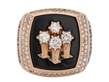 View full screen - View 1 of Lot 79. 1995-96 James Edwards Chicago Bulls Championship Player Ring - 72-10 Season!.