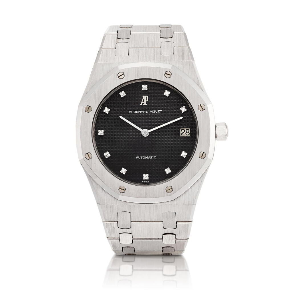 View full screen - View 1 of Lot 2044. Royal Oak, Reference 5402BC | A white gold and diamond-set bracelet watch with date, Made in 1980 | 愛彼 | 皇家橡樹系列 型號5402BC | 白金鑲鑽石鏈帶腕錶,備日期顯示,1980年製 .