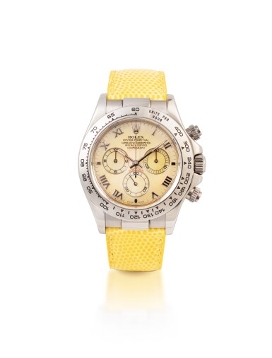 View full screen - View 1 of Lot 20. 'Beach' Daytona, Ref. 116519 Chronographe bracelet en or gris avec cadran en nacre jaune | White gold chronograph wristwatch with yellow mother-of-pearl dial Vers 2000 | Circa 2000.