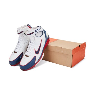 View full screen - View 1 of Lot 46. Nike Air Zoom Huarache 2K4 Amar'e Stoudemire 2004 Olympic Player Exclusive | Size 16.