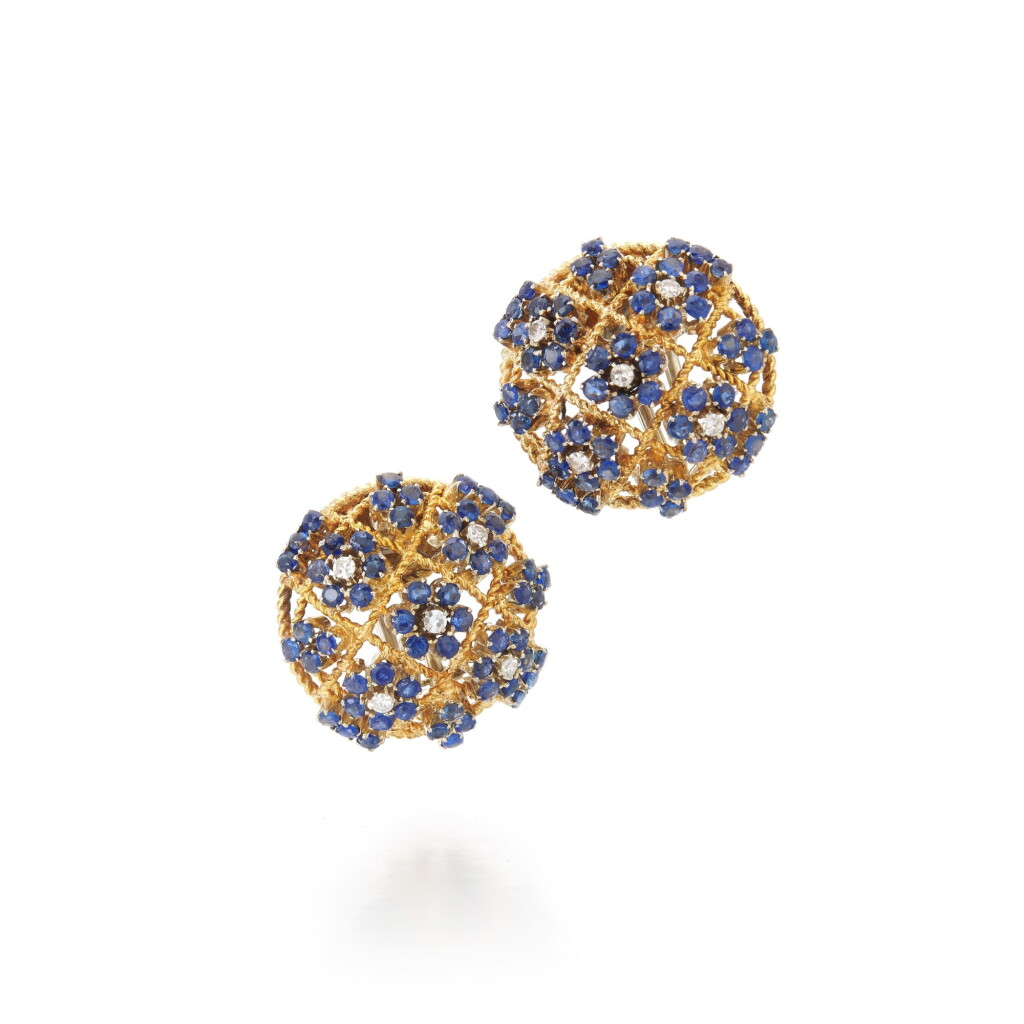 View full screen - View 1 of Lot 79. Pair of sapphire and diamond earrings (Paio di orecchini in zaffiri e diamanti).