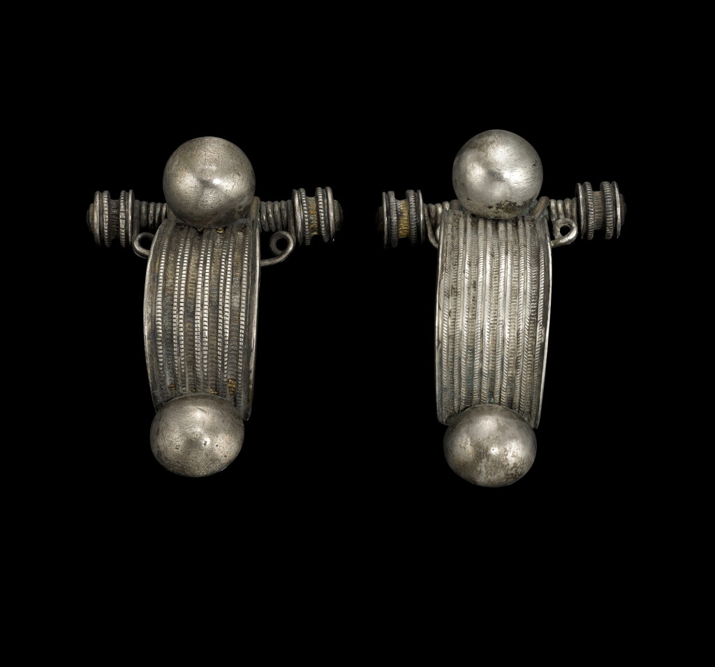 View full screen - View 1 of Lot 14. A PAIR OF CELT-IBERIAN SILVER FIBULAE, CIRCA 3RD/2ND CENTURY B.C..
