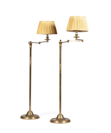 View full screen - View 1 of Lot 3. A pair of gilt-brass articulated floor lamps, modern, with pleated silk lampshades by studio Peregalli | Paire de lampadaires articulés en laiton doré, travail moderne, les abats jours en soie plisée par le studio Peregalli.